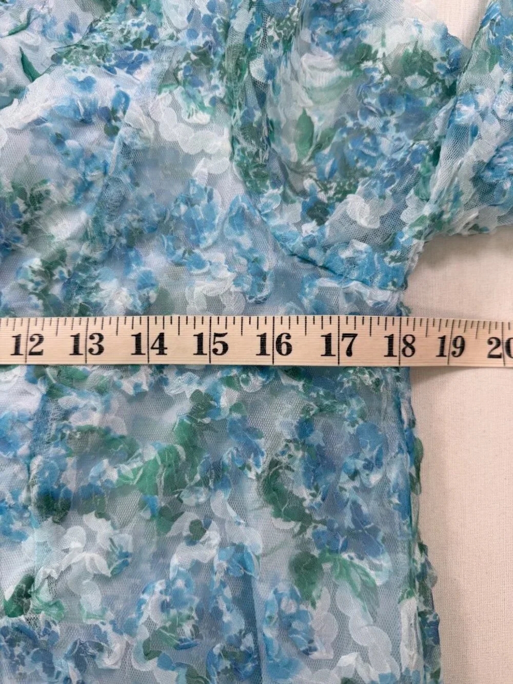 Tuckernuck Organza Palmerston Dress in Water Lilies Size Small